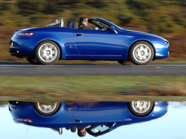 Alfa Romeo Spider фото