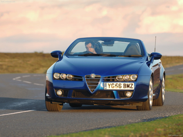 Alfa Romeo Spider фото