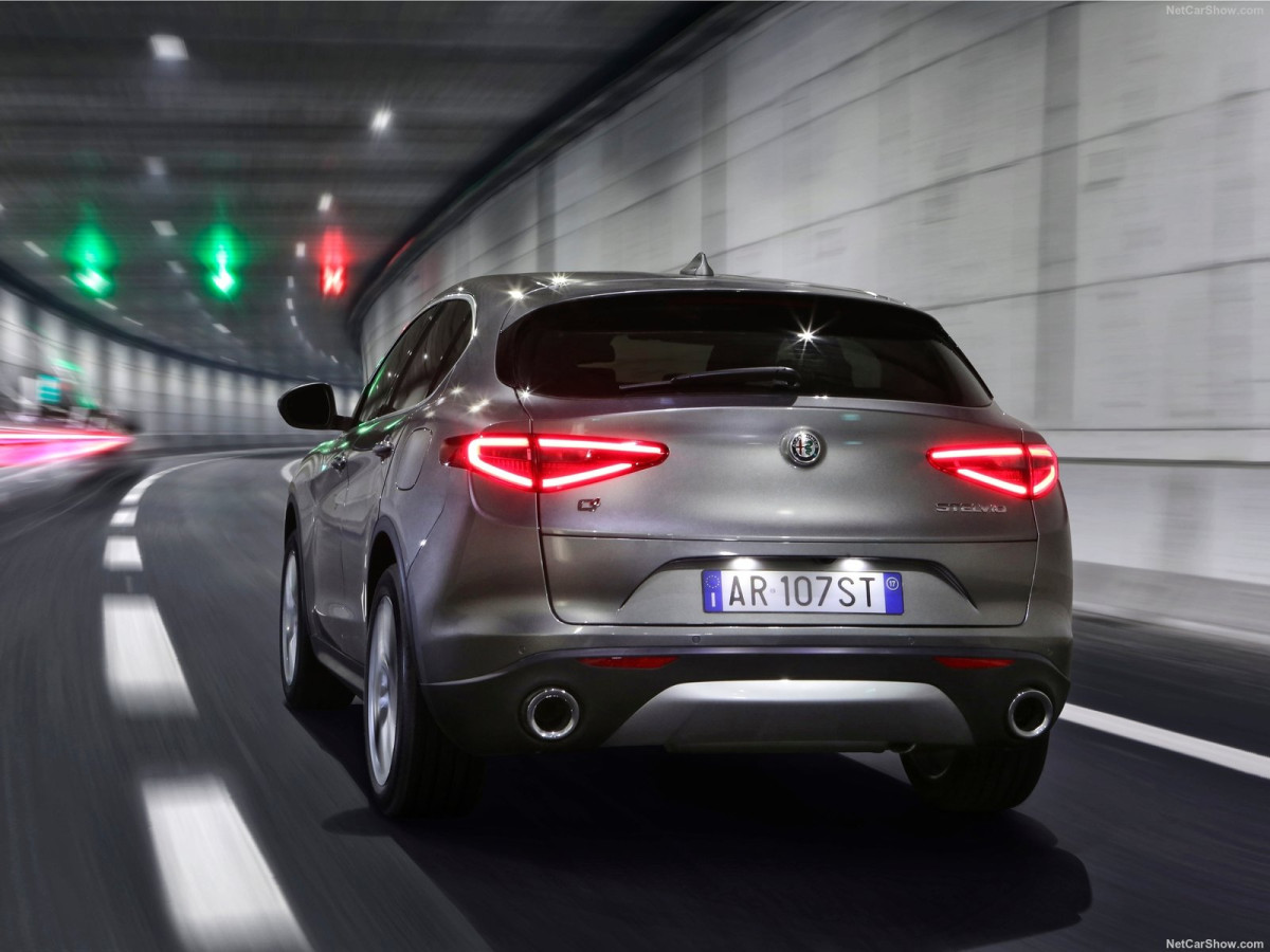 Alfa Romeo Stelvio фото 181032