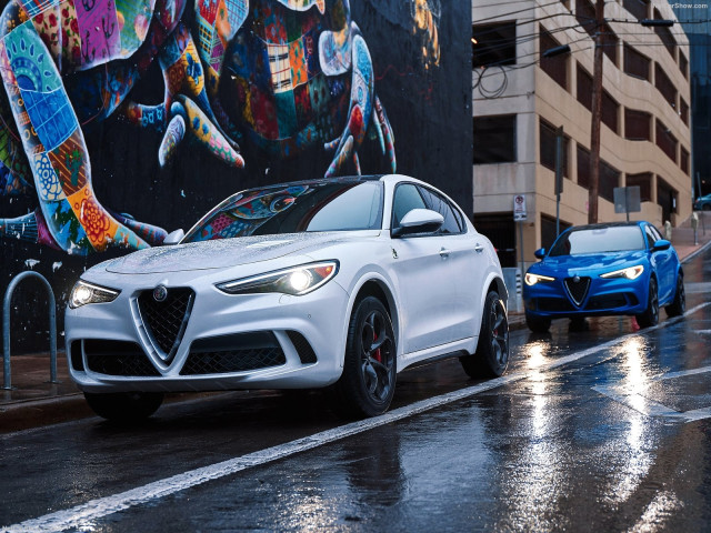 Alfa Romeo Stelvio фото