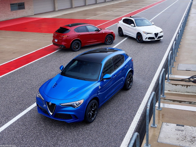 Alfa Romeo Stelvio фото