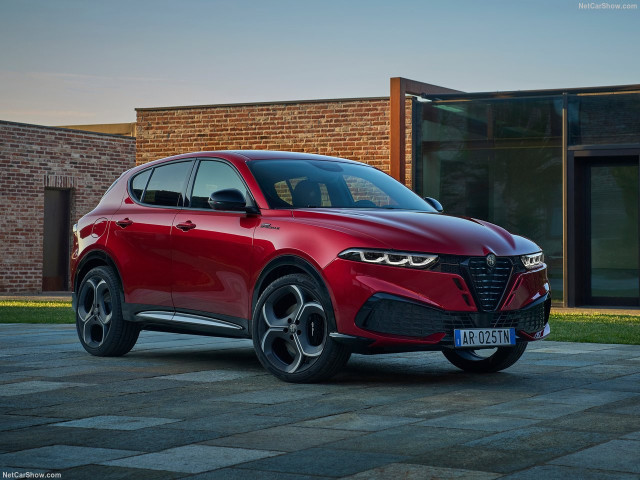 Alfa Romeo Tonale фото