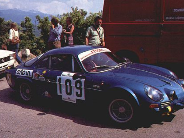 Alpine A-110 фото