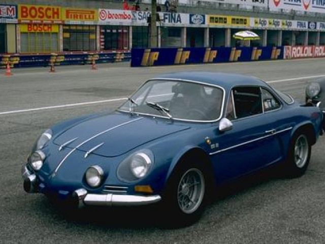 Alpine A-110 фото