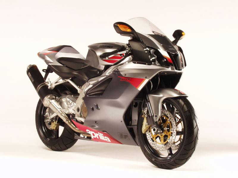 Aprilia RSV 1000R фото 17019