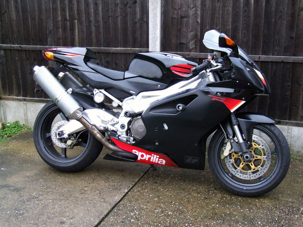 Aprilia RSV 1000R фото 43372