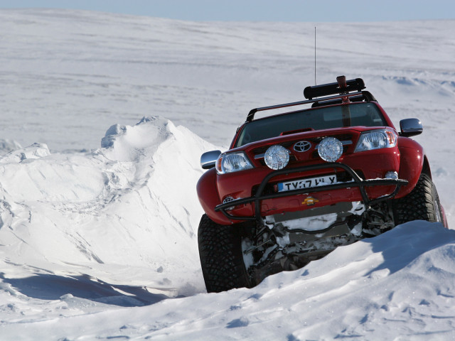 Arctic Trucks Toyota Hilux фото