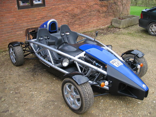 Ariel Atom фото