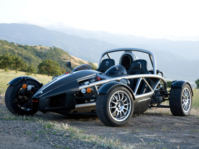 Ariel Atom фото