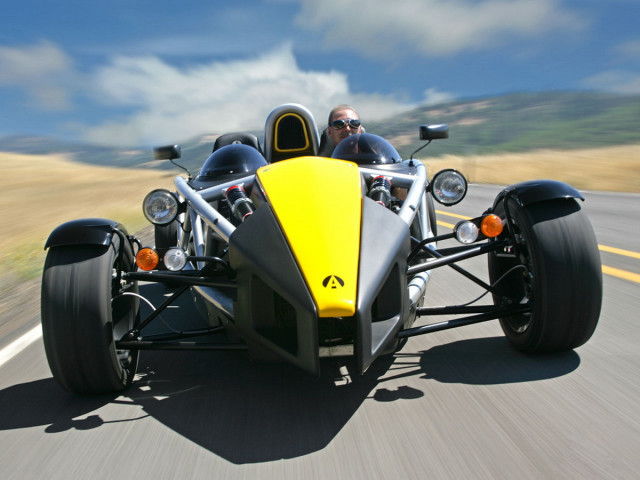 Ariel Atom фото