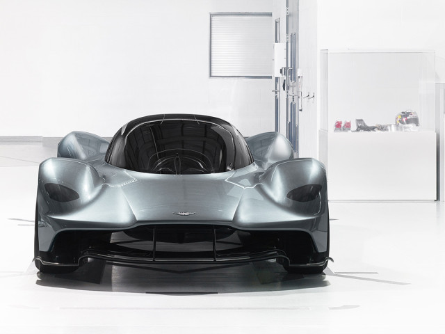 Aston Martin AM-RB 001  фото