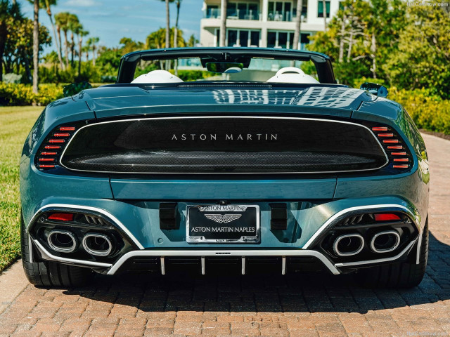 Aston Martin Vanquish Volante фото