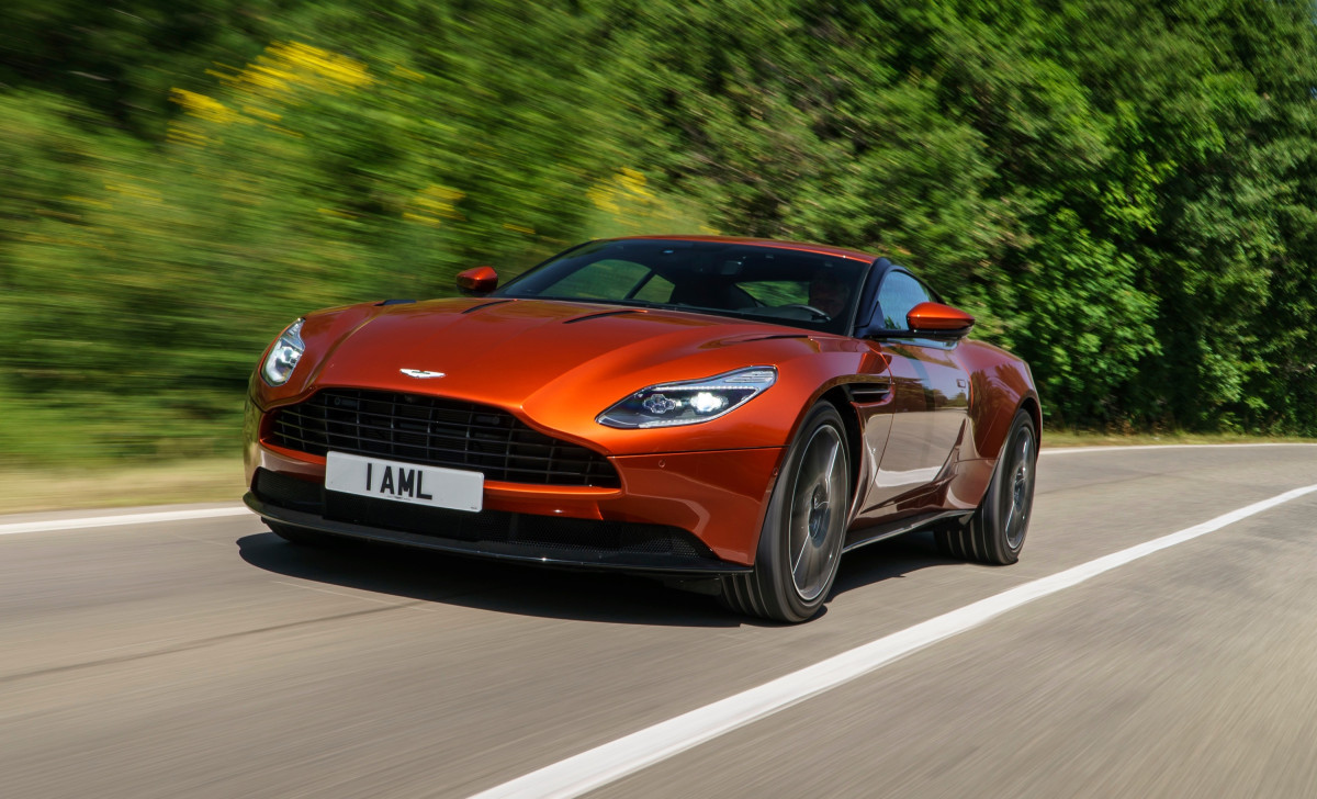 Aston Martin DB11 фото 173907