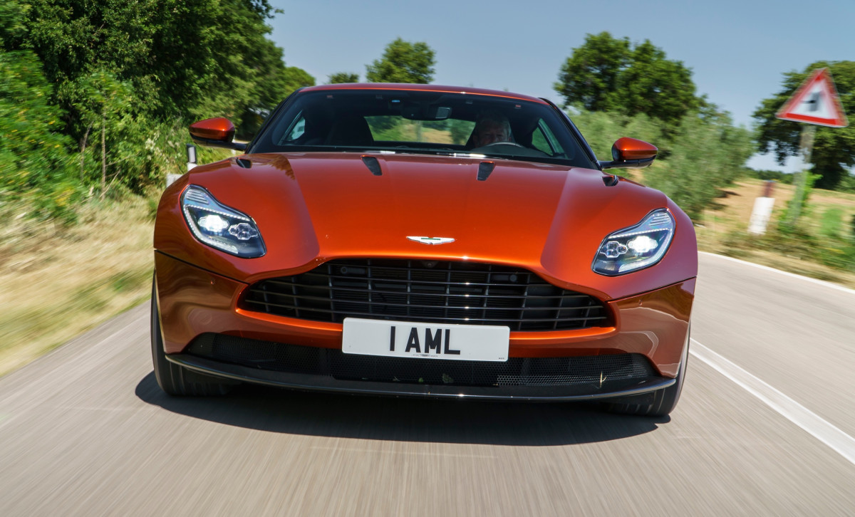 Aston Martin DB11 фото 173932