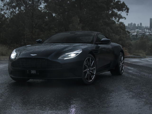 Aston Martin DB11 фото