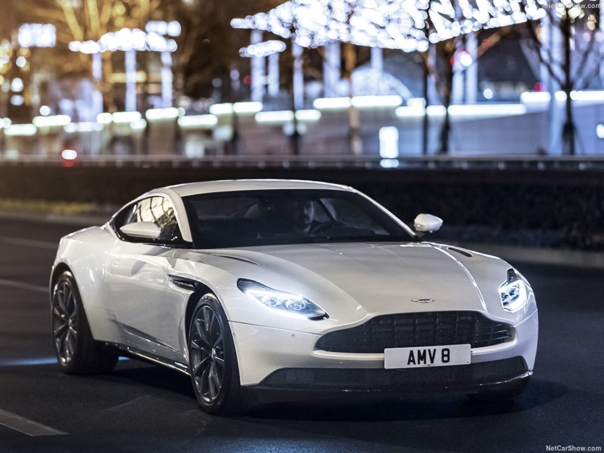 Aston Martin DB11 фото 185189