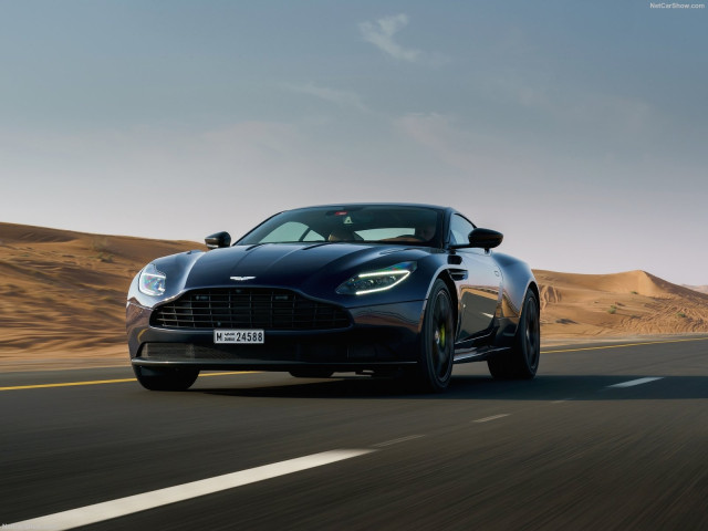 Aston Martin DB11 фото