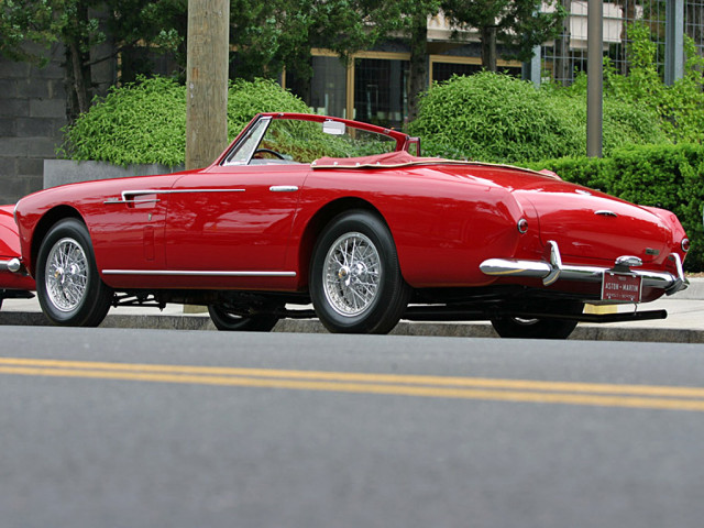 Aston Martin DB2-4 Bertone Cabriolet фото