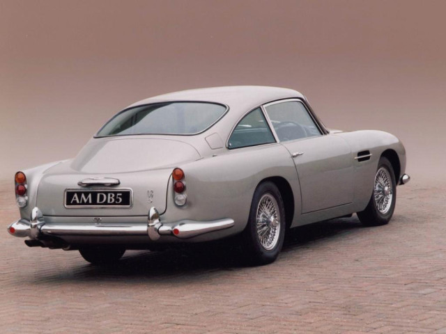 Aston Martin DB5 фото