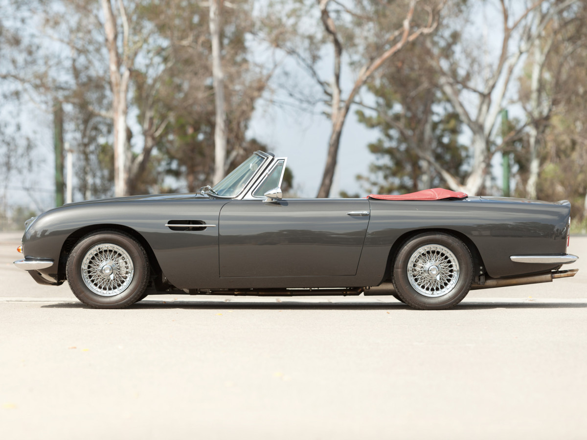 Aston Martin DB6 Volante фото 97075