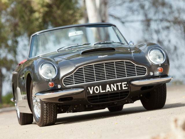 Aston Martin DB6 Volante фото