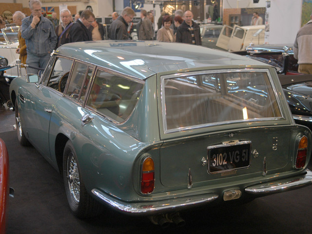 Aston Martin DB6 фото