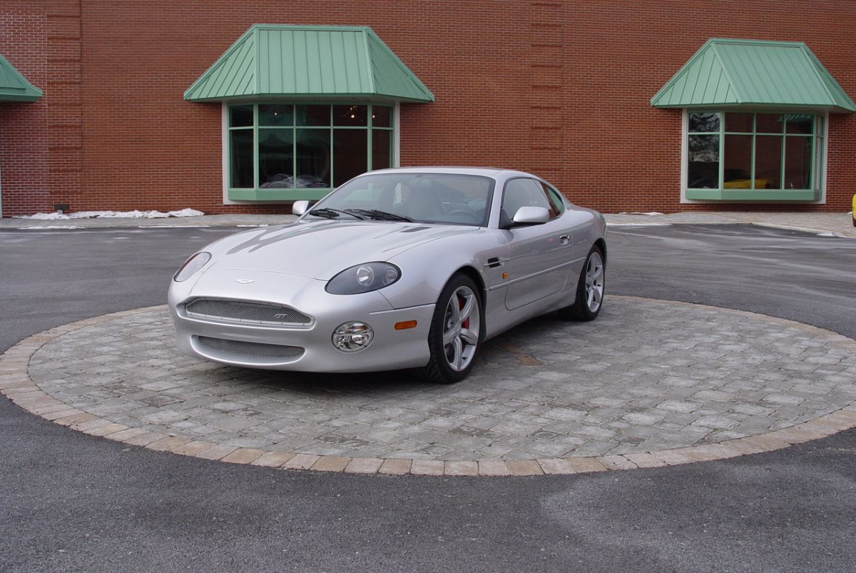 Aston Martin DB7 GT фото 13181