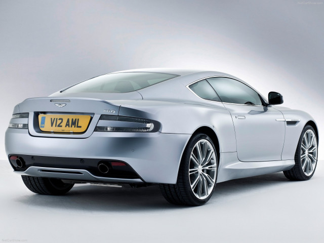 Aston Martin DB9 фото