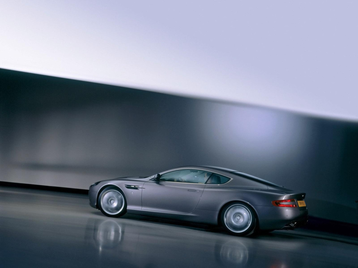 Aston Martin DB9 фото 18853