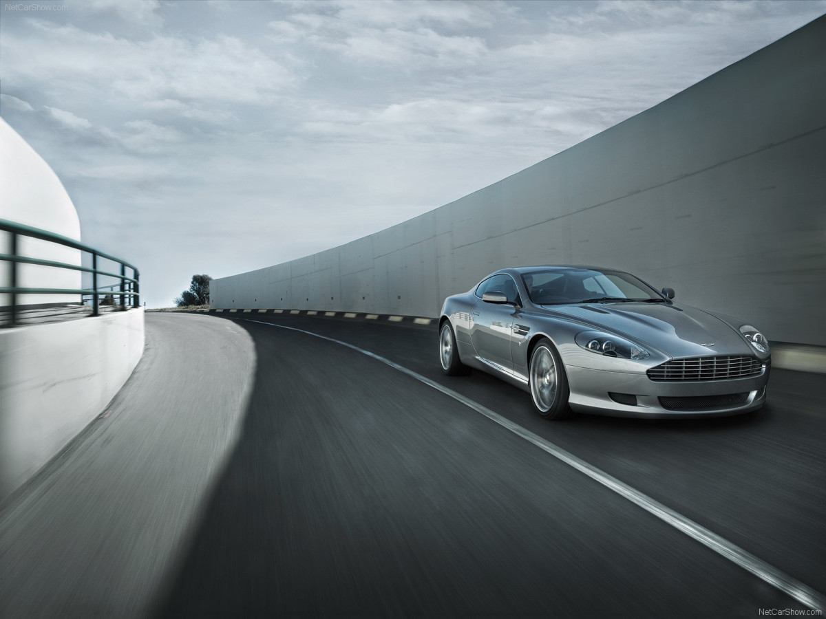 Aston Martin DB9 фото 55440