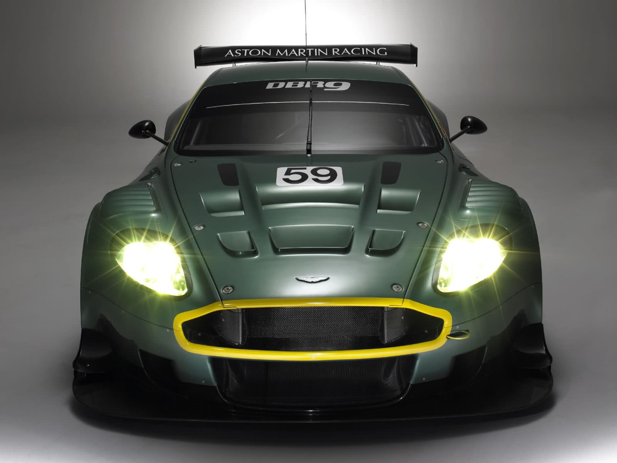 Aston Martin DBR9 фото 17003