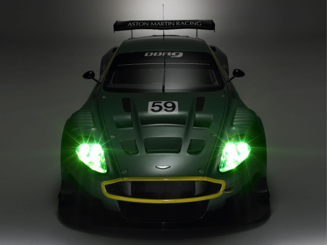 Aston Martin DBR9 фото