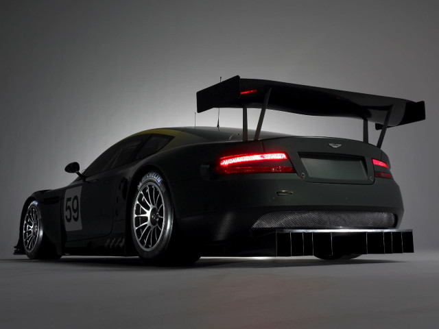 Aston Martin DBR9 фото