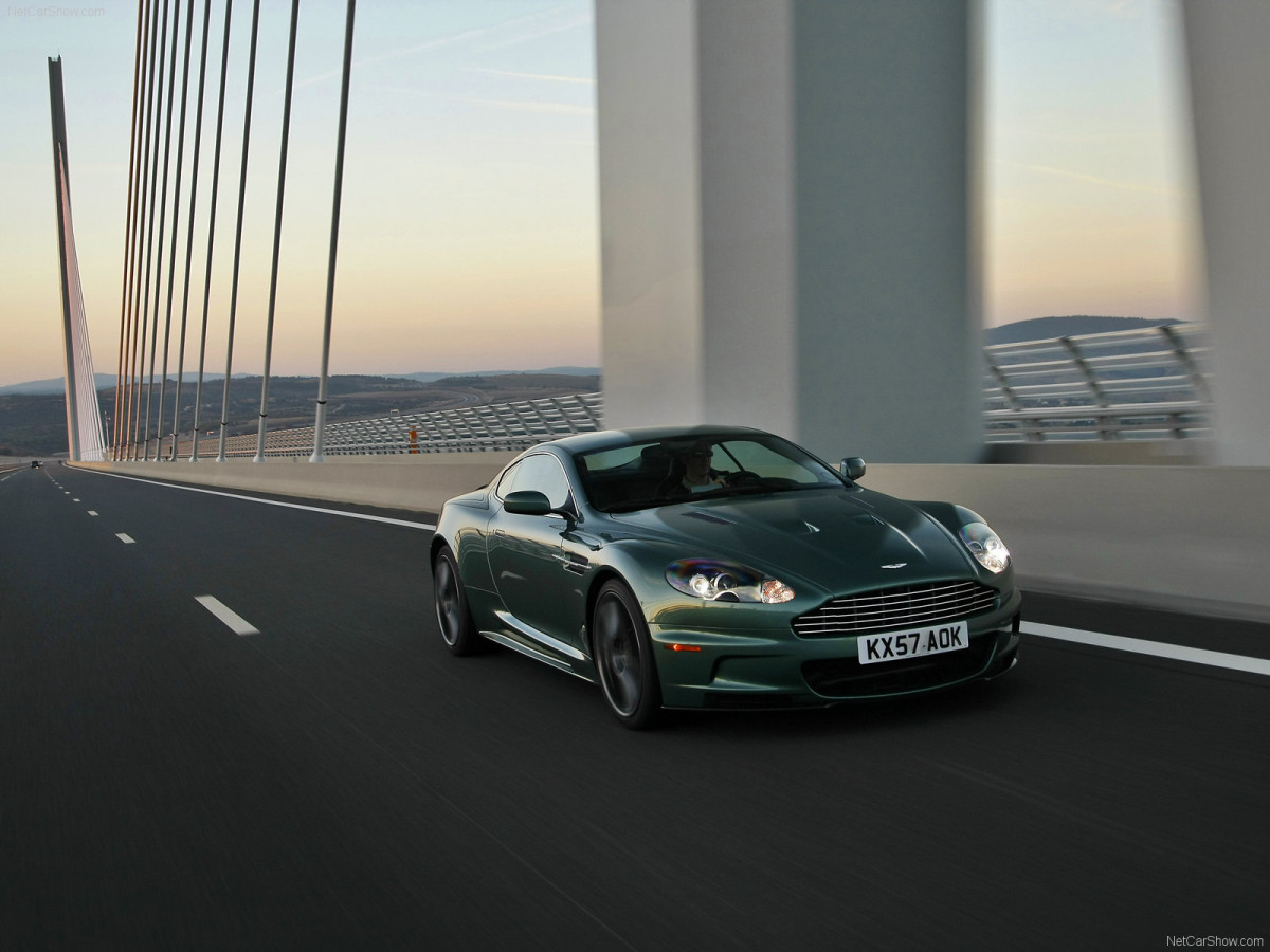 Aston Martin DBS фото 49873