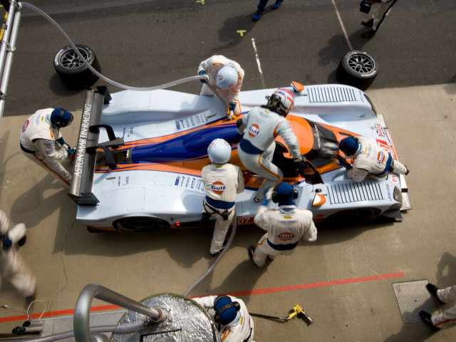 Aston Martin LMP1 фото