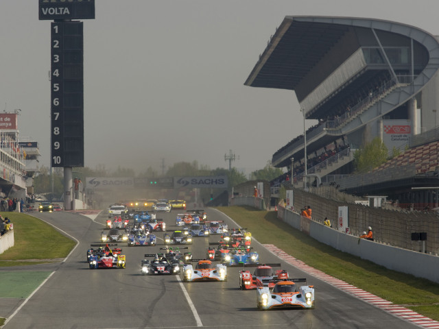 Aston Martin LMP1 фото