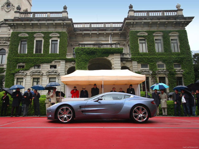 Aston Martin One-77 фото