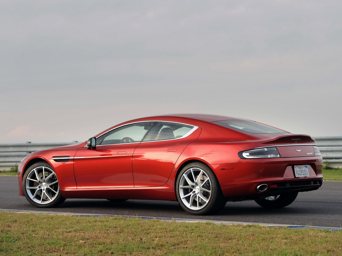 Aston Martin Rapide фото 105228