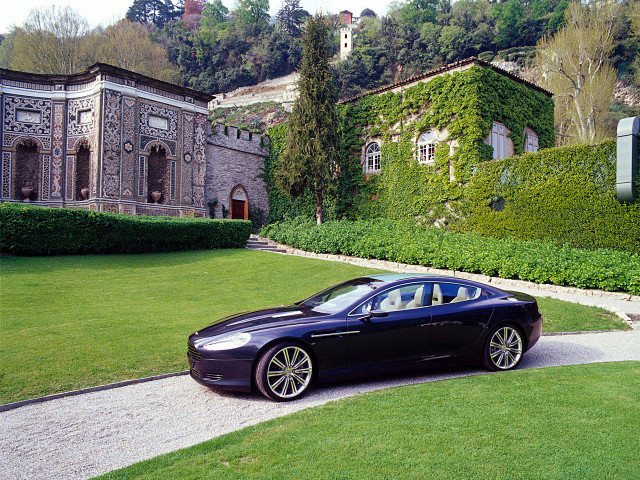 Aston Martin Rapide фото