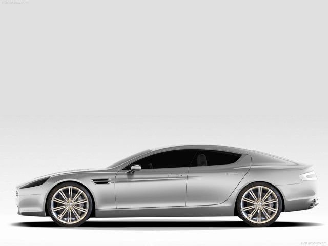 Aston Martin Rapide фото