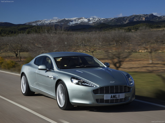 Aston Martin Rapide фото