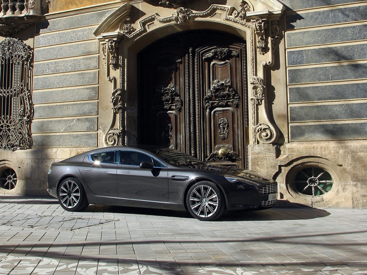 Aston Martin Rapide фото 74662