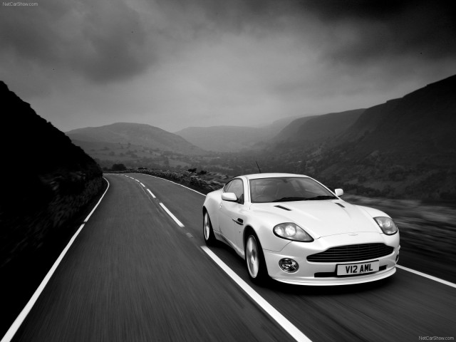 Aston Martin V12 Vanquish S фото