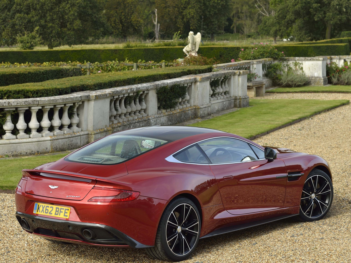 Aston Martin V12 Vanquish фото 101560