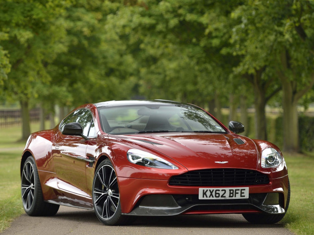 Aston Martin V12 Vanquish фото