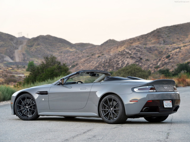 Aston Martin V12 Vantage S Roadster фото