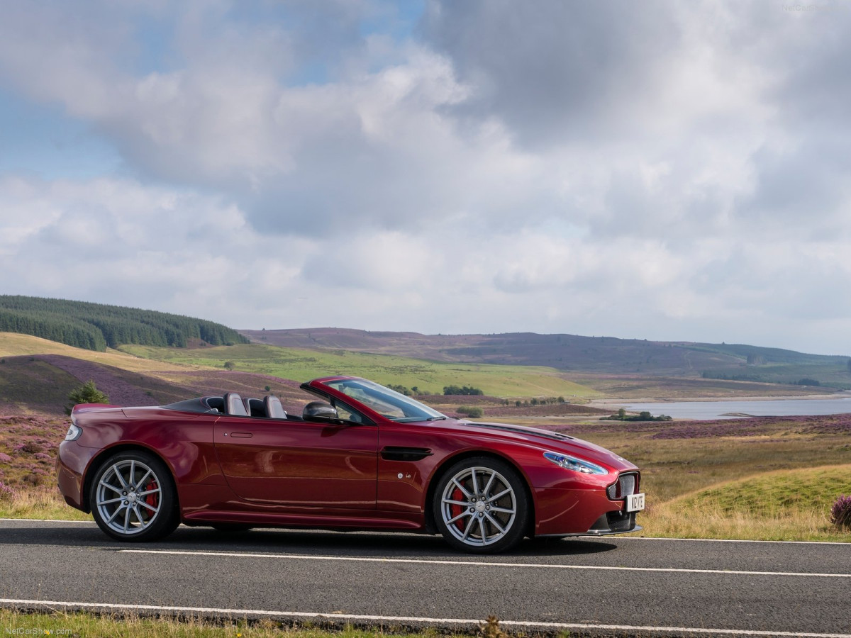 Aston Martin V12 Vantage S Roadster фото 136957