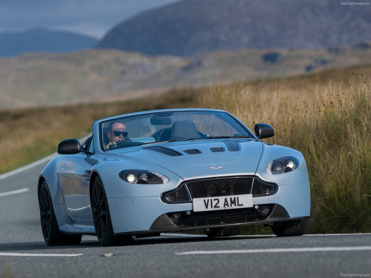 Aston Martin V12 Vantage S Roadster фото 136961