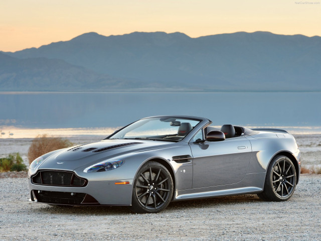 Aston Martin V12 Vantage S Roadster фото