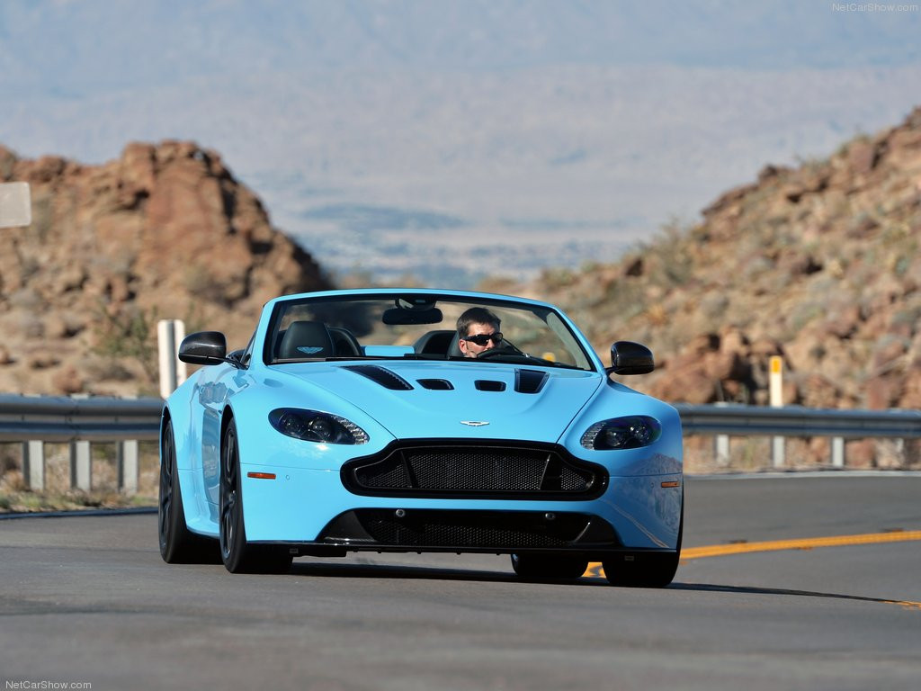 Aston Martin V12 Vantage S Roadster фото 136993